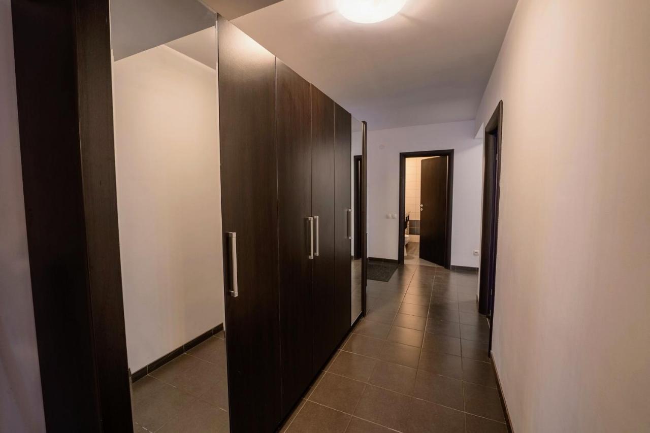 Quiet 3-Room Apt - 2 Parking Spaces - 5 Min Bus Флорешты Экстерьер фото